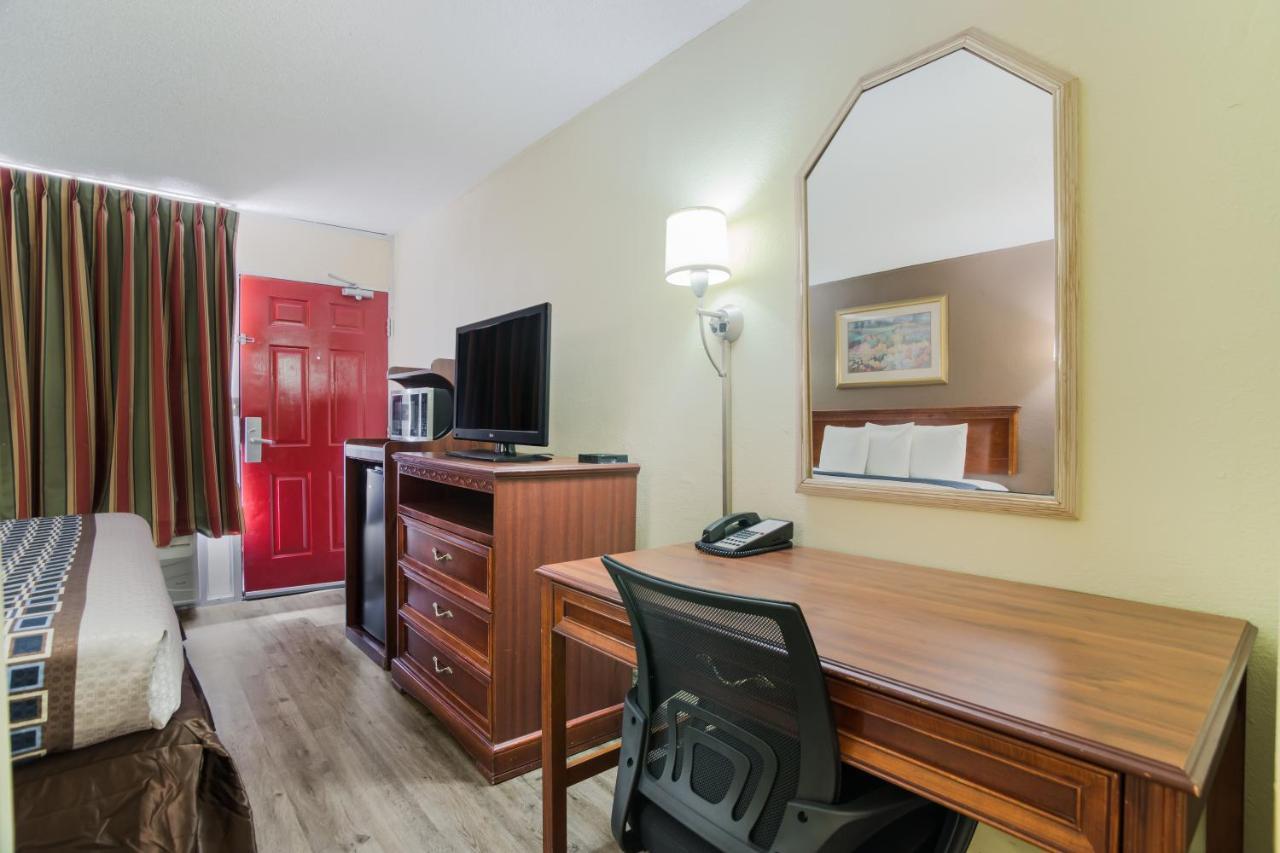 Americas Best Value Inn Tulsa I-44 Oakhurst Luaran gambar