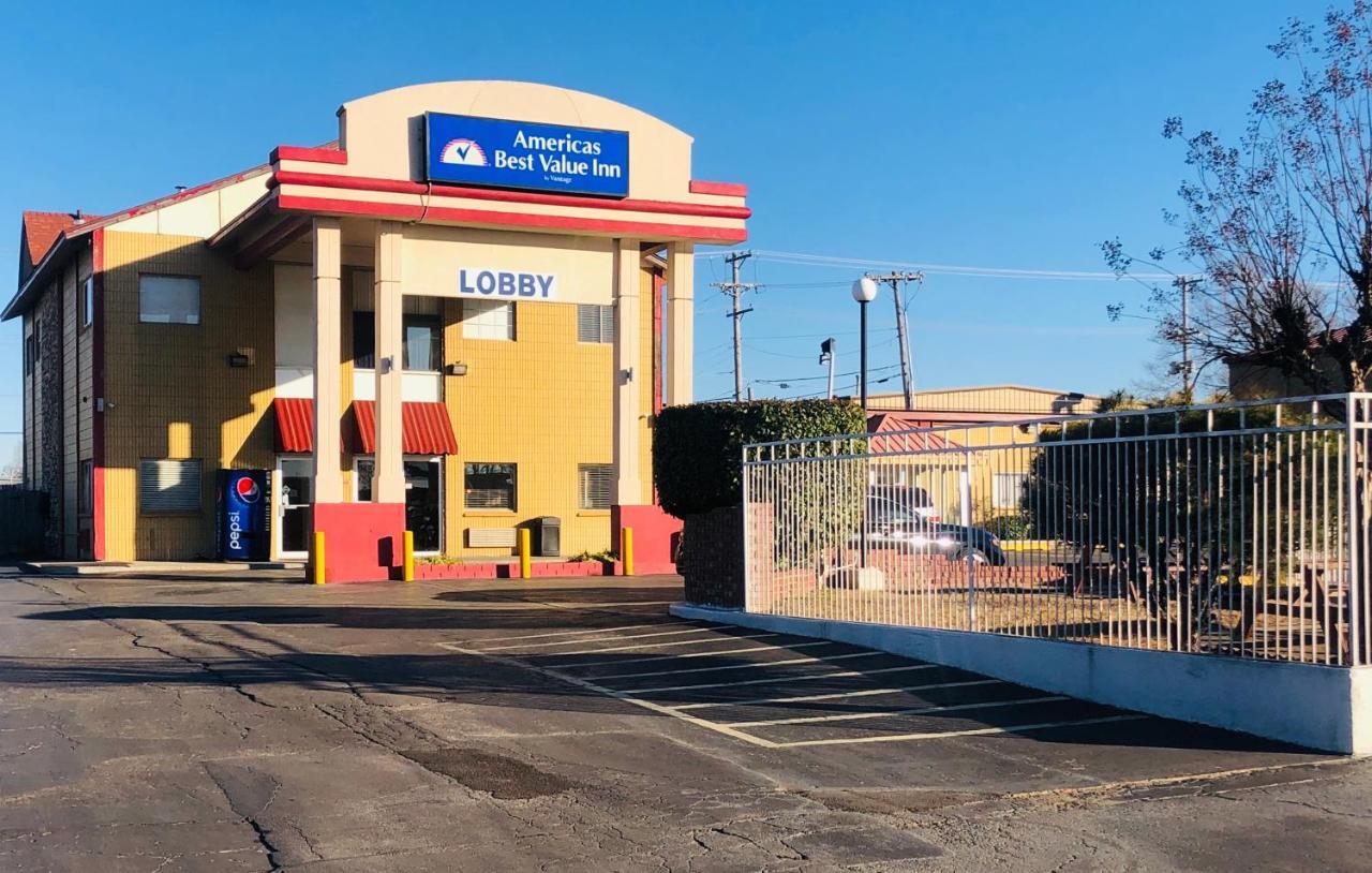 Americas Best Value Inn Tulsa I-44 Oakhurst Luaran gambar